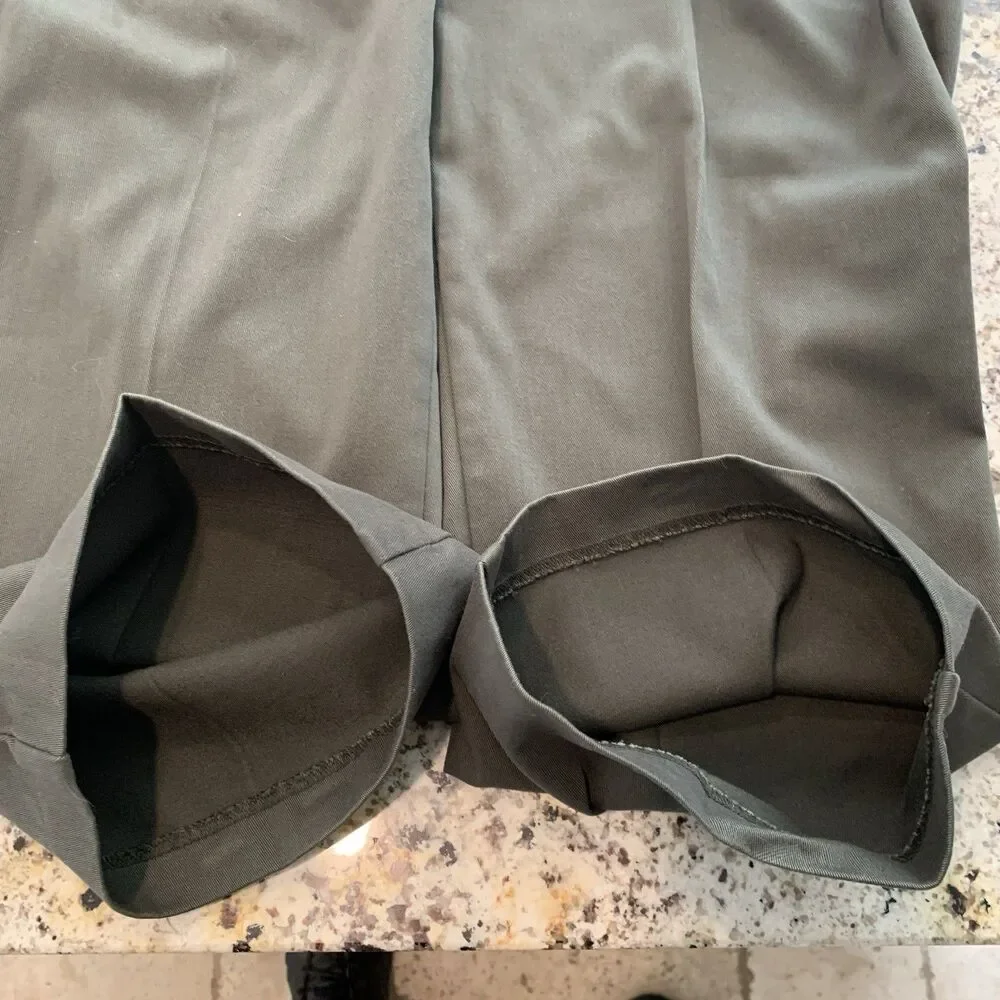 Dockers Pants Men 40x32 Dark Gray Straight Fit Business Casual Church Wedding